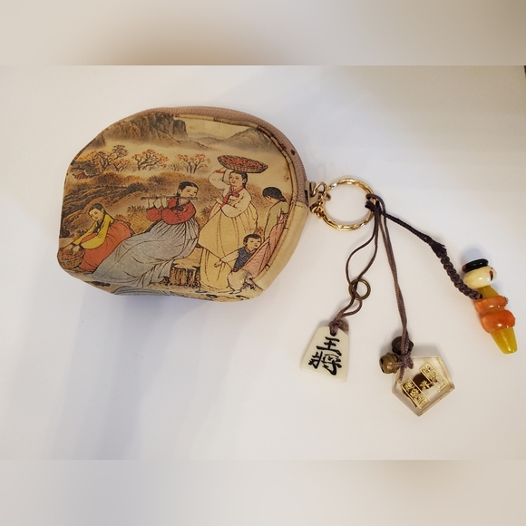 Vintage Japanese Coin Purse Cherry Blossom Art, Japan Yen, 4 inches - Picture 2 of 5